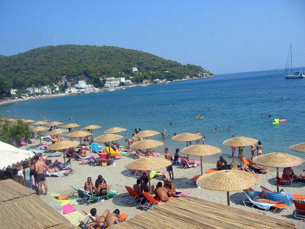 Lions Apartments Poros Town Exteriér fotografie